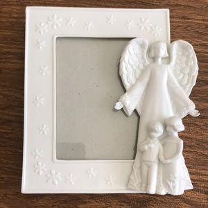 Roman Angel/Children Ceramic Frame